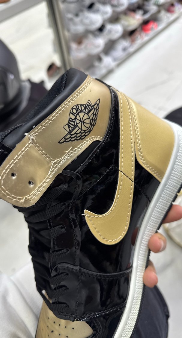 Parlak Altın Renkli Erkek Spor Ayakkabı - Görsel 4