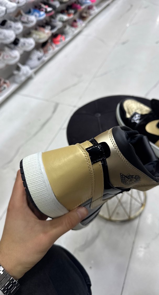 Parlak Altın Renkli Erkek Spor Ayakkabı - Görsel 5