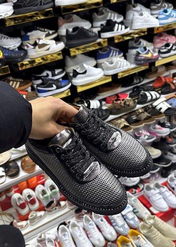 Yüksek Topuklu Gri Yılan Desenli Kadın Spor Ayakkabı - Görsel 2