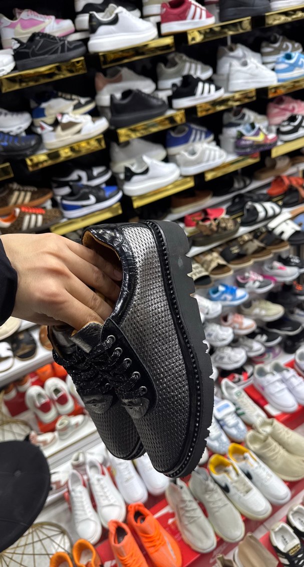 Yüksek Topuklu Gri Yılan Desenli Kadın Spor Ayakkabı - Görsel 3