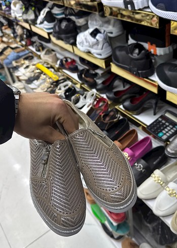 Gri Yılan Desenli Stiletto Topuklu Spor Ayakkabı - Görsel 2