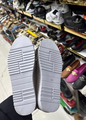 Gri Yılan Desenli Stiletto Topuklu Spor Ayakkabı - Görsel 5