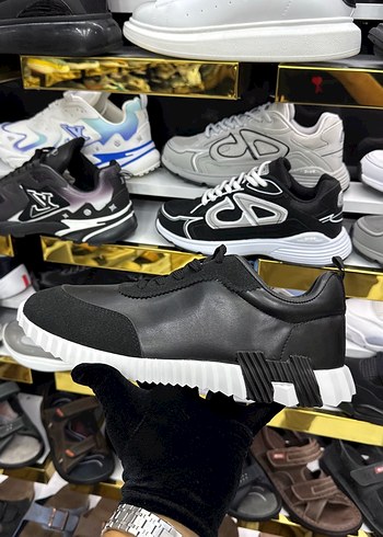 Hermes Siyah Beyaz Modern Sneaker