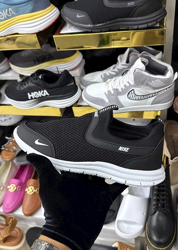 Nike Siyah Mesh Spor Ayakkabi