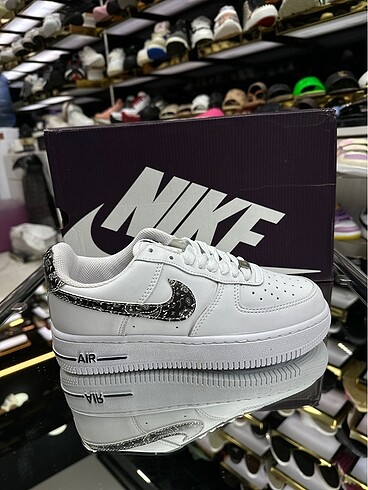 Air Force 1 beyaz