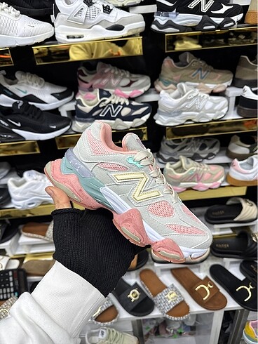 New balance 9060