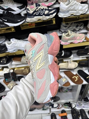 37 Beden New balance 9060