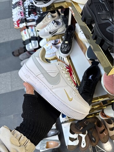 Nike air