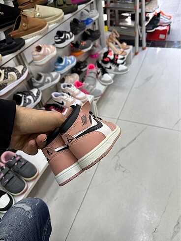 29 Beden pembe Renk Çocuk Nike ayakkabı