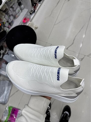 41 Beden Skechers