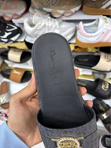 38 Beden siyah Renk Dior terlik