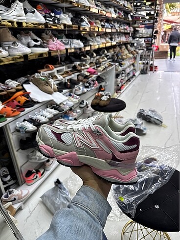 Newb balance 9060