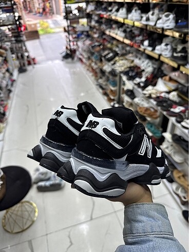36 Beden New balance 9060