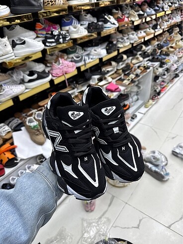 New balance 9060