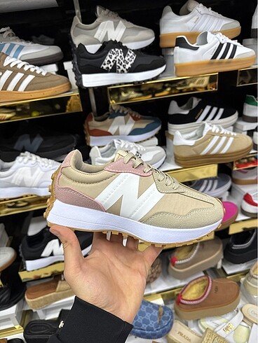 New Balance New balance 327