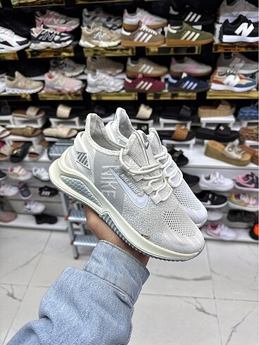 Nike Nikee
