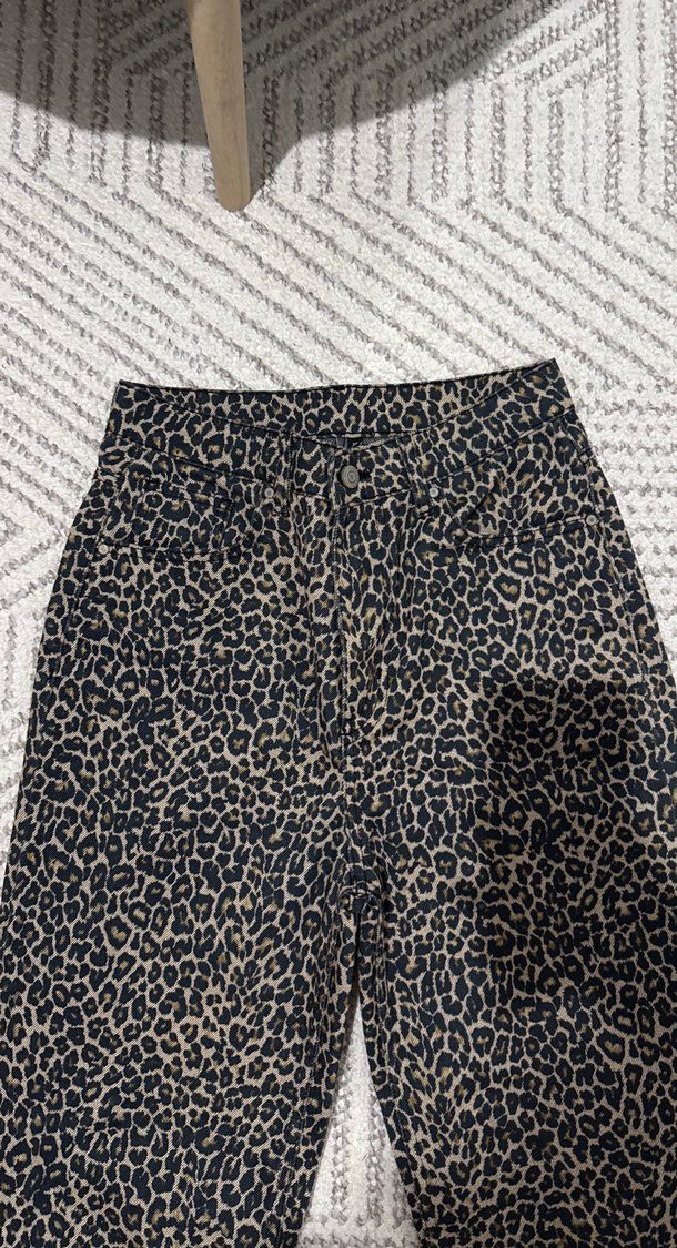 Trendyolmilla leopar desenli pantolon - Görsel 2