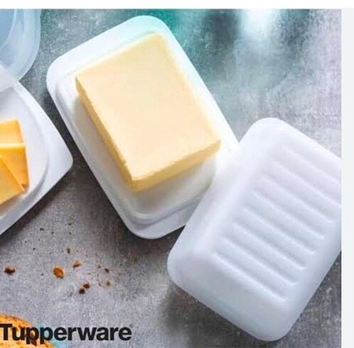 Tupperware tereyağlık