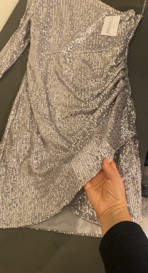 Uzun Kollu, Drapeli Gri Yılan Desenli Abiye Elbise - Görsel 2