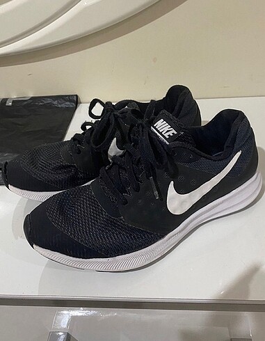 Nike Spor Ayakkabı