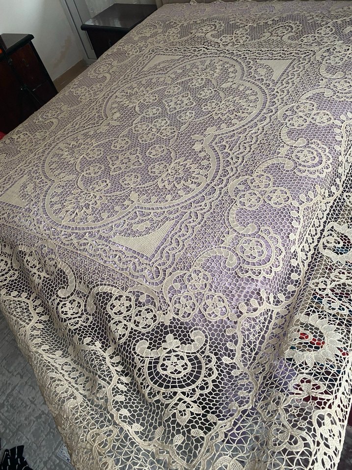 Bej  Nakışlı Yatak Örtüsü - Görsel 5