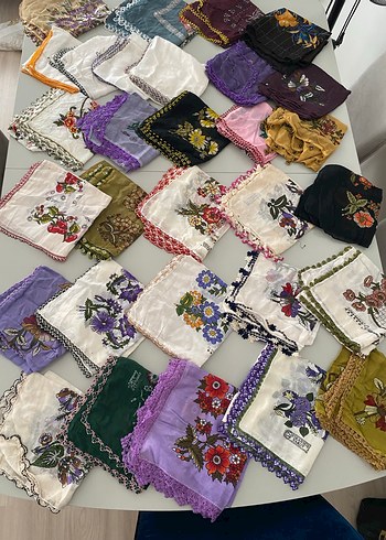 Vintage Çok Renkli Dantel Detaylı Kadın Fular - Görsel 3