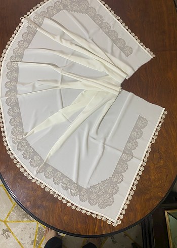 Dantel Detaylı Beyaz Kadın Fular - Görsel 2