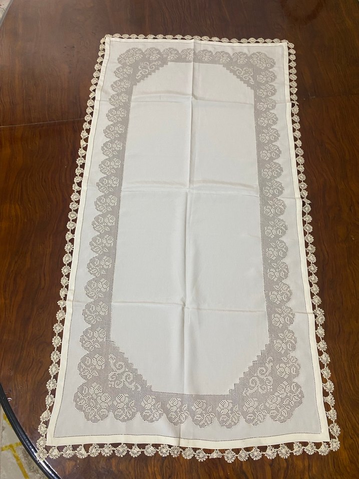 Nakışlı Masa Örtüsü - Görsel 2