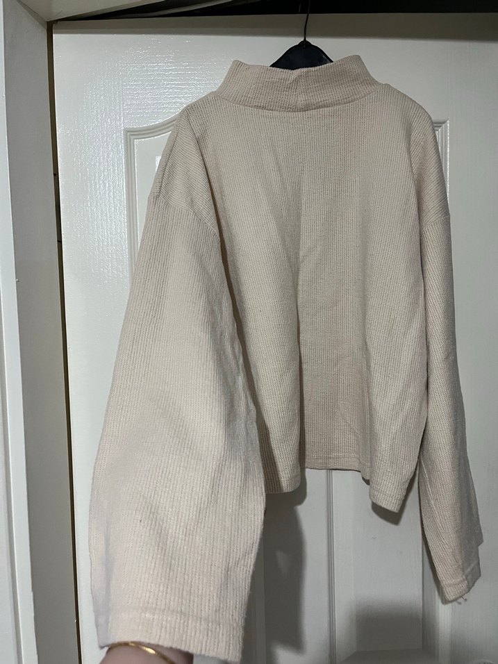 Bej Yüksek Yakalı Kadın Keten Kazak - Görsel 2