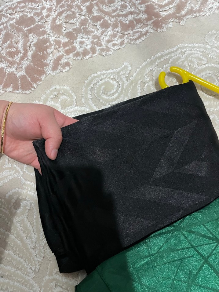 Kadın Yeşil ve Siyah şal - Görsel 4