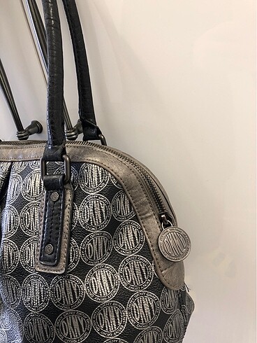  Beden DKNY çanta