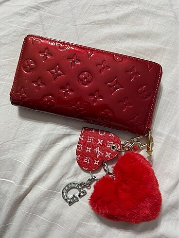 louis vuitton cüzdan