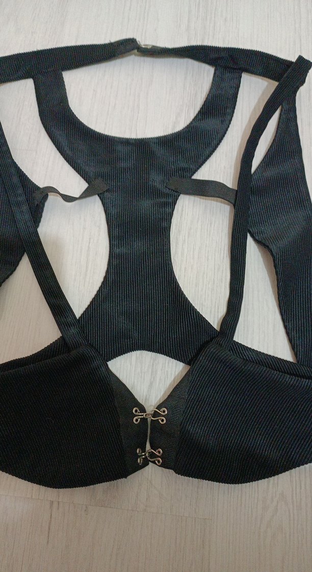 Siyah Gotik Mini Halter Yaka Strappy Büstiyer - Görsel 2