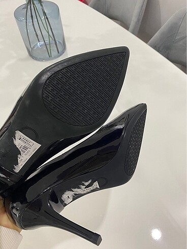37 Beden Siyah stiletto