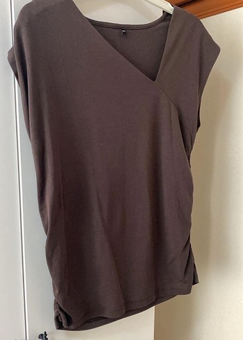 V Yaka Kahverengi Kadın Bluz Curve - Görsel 2