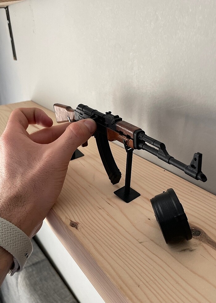 3D Minimal Ak-47 Keleş - Görsel 3