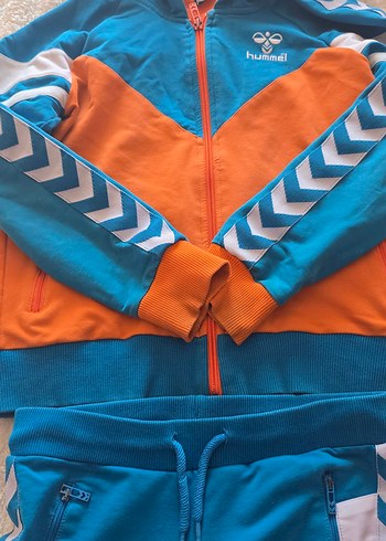 Hummel Erkek Çocuk Kapüşonlu Fermuarlı Eşofman Takımı - Görsel 5