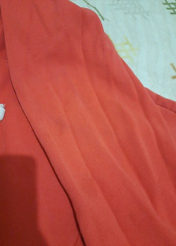 Kadın  Kırmızı Kapüşonlu Fermuarlı Sweatshirt - Görsel 3