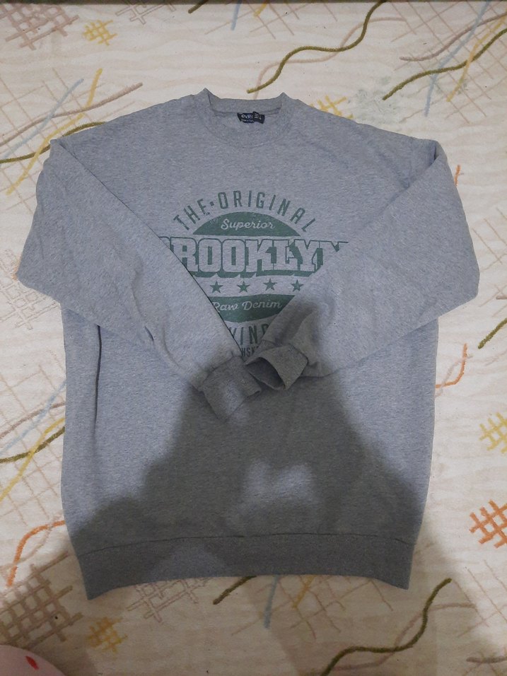 Gri Baskılı Kadın Sweatshirt - Görsel 2