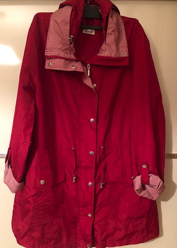 Kırmızı kapüşonlu seyyar yelekli yağmurluk - Görsel 2