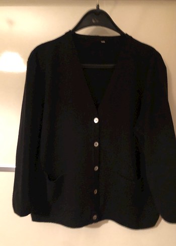 Düğmeli siyah kışlık  Kadın Hırka - Görsel 4