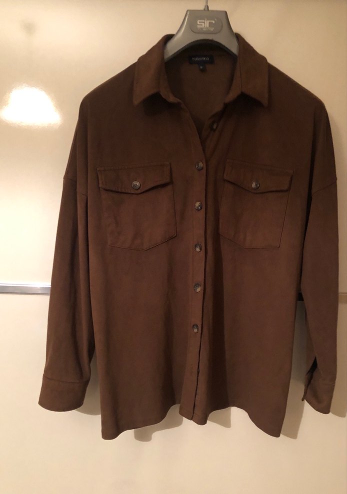 Düğmeli Kahverengi Süet Kadın Gömlek - Görsel 3