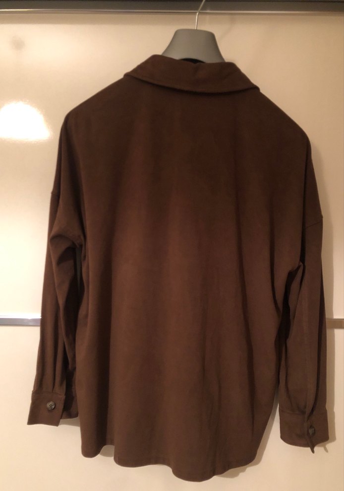 Düğmeli Kahverengi Süet Kadın Gömlek - Görsel 4