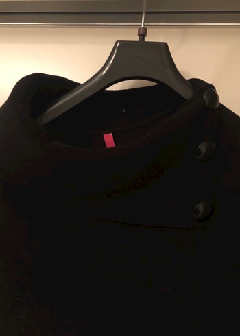 Siyah Püsküllü Kadın Panço - Görsel 4