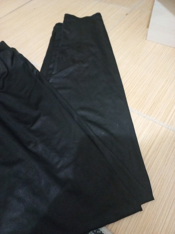 Siyah parlak tayt - Görsel 2