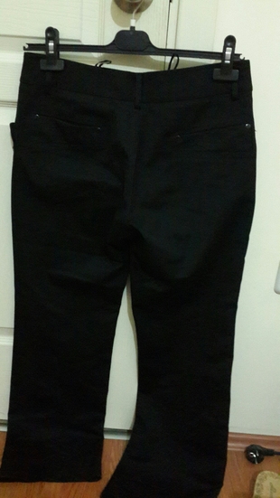 40 Beden Siyah pantolon