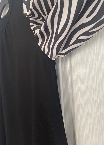 40 Beden Zebra Desenli Uzun Kollu Kadın Tunik