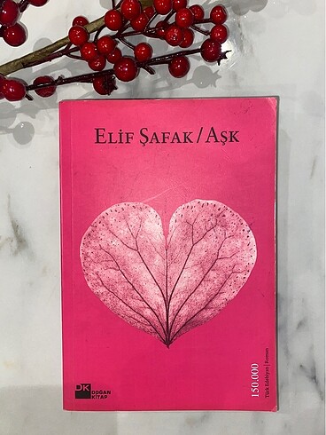 Elif Şafak AŞK
