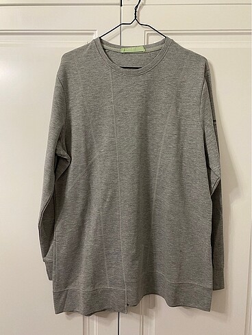 Gri Sweatshirt