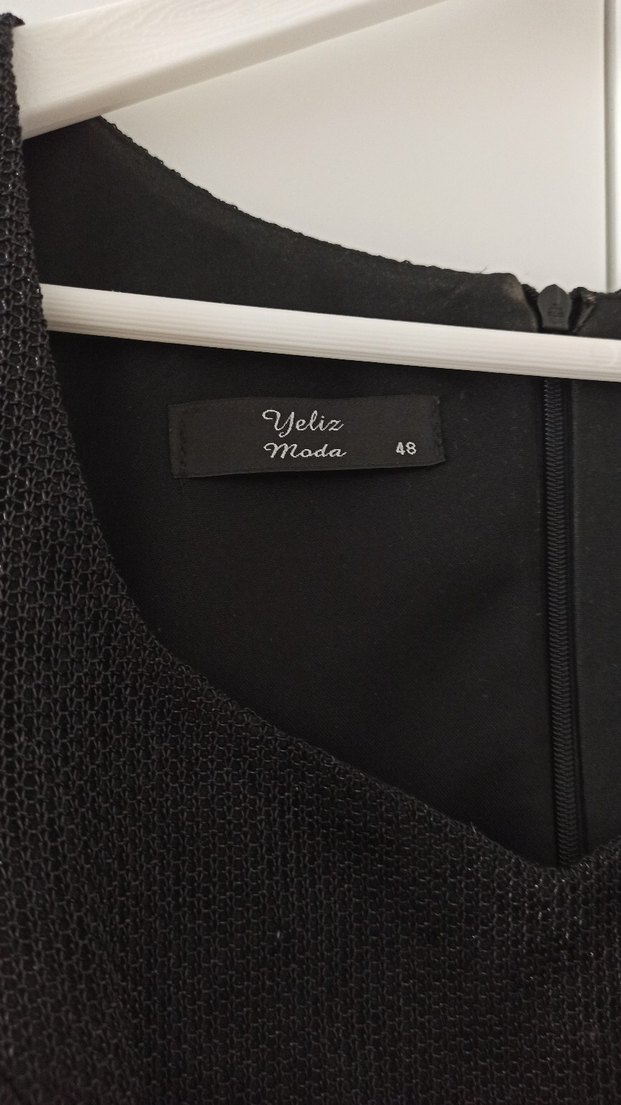 Klasik Elegan Kırmızı Siyah Midi Elbise - Görsel 4